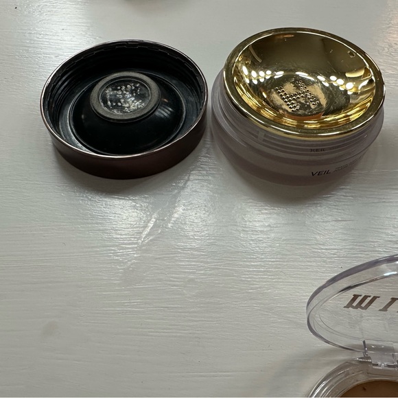 Makeup bundle - Picture 3 of 4